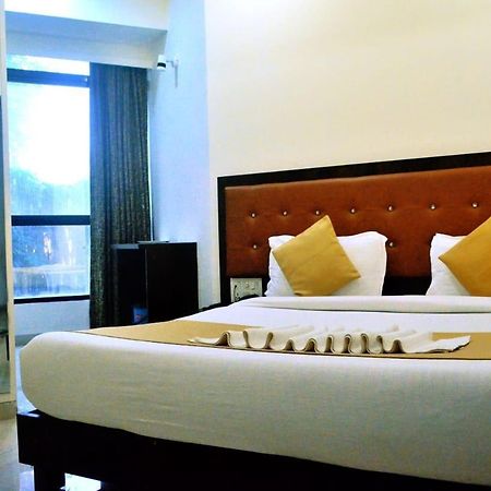 The Best Hotel מומביי מראה חיצוני תמונה