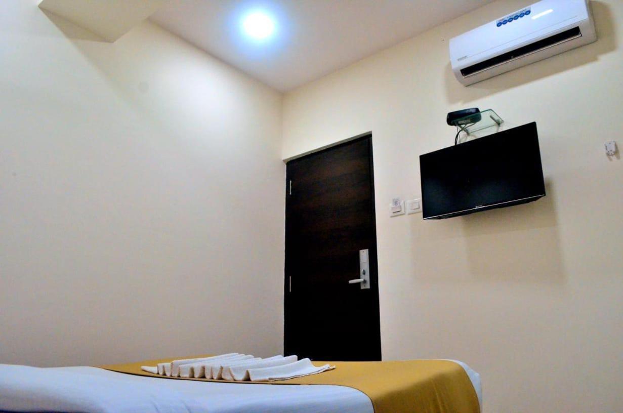 The Best Hotel מומביי מראה חיצוני תמונה
